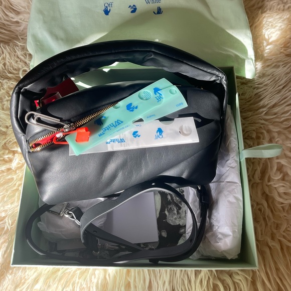 Authentic Off-White Pump Pouch - Picture 8 of 9